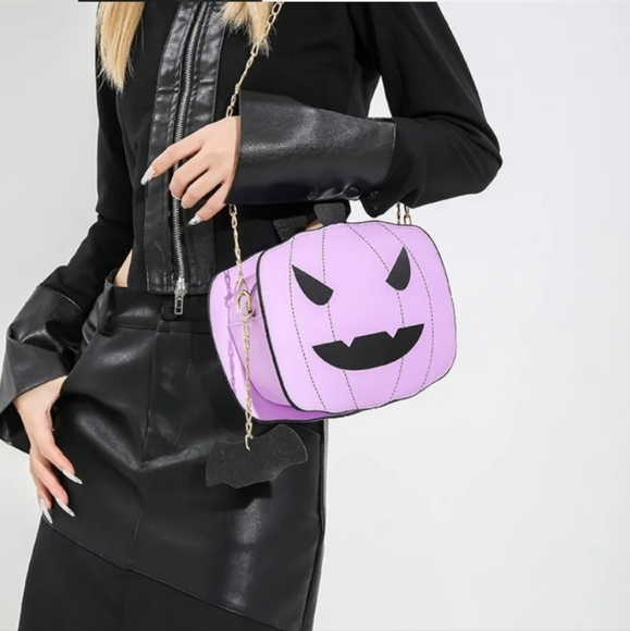 PURGE β οΈ HALLOWEEN π SPOOKYπ» SHARE SHOW π - Picture 15 of 17